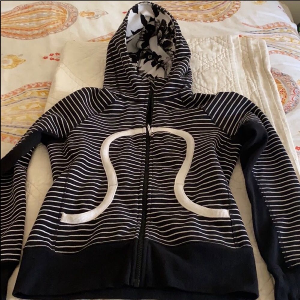 Lululemon scuba sweatshirt